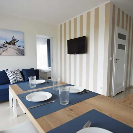 Tropicana Apartment